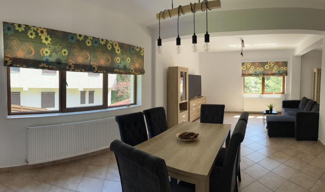 Vila 7 Predeal - Unique Location In The Forest ภายนอก รูปภาพ